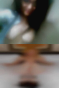 Likes dark swingers room blond pussy.